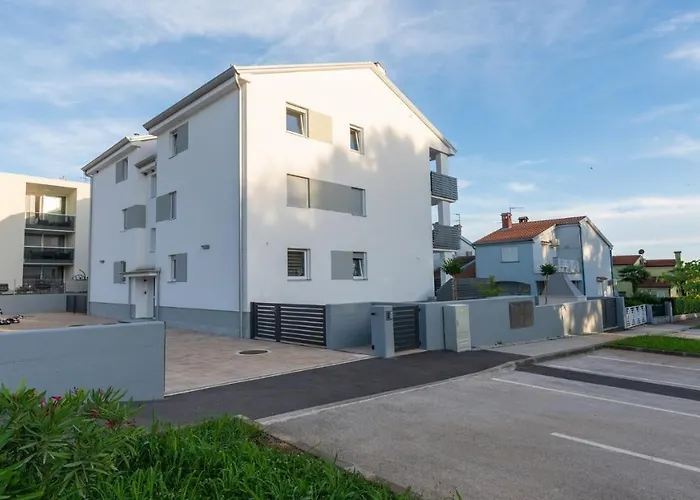 Vinko Gostinjska kuća Karigador