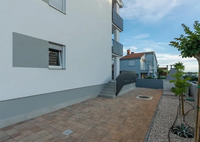 Vinko Gostinjska kuća Karigador