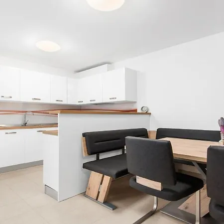 Vinko Guest house *